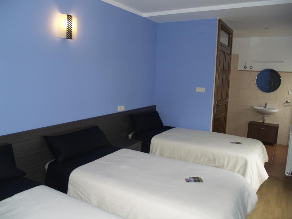 Albergue De Yebra Yebra de Basa Buitenkant foto
