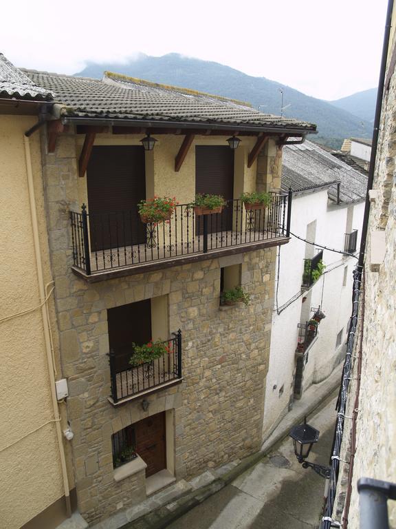 Albergue De Yebra Yebra de Basa Buitenkant foto