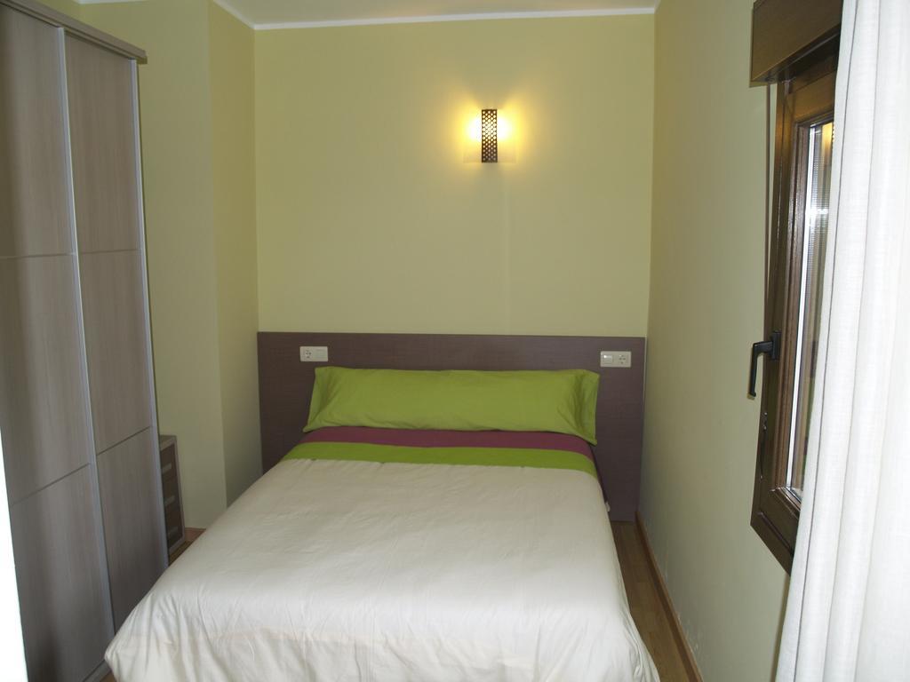 Albergue De Yebra Yebra de Basa Kamer foto