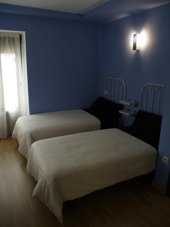 Albergue De Yebra Yebra de Basa Buitenkant foto