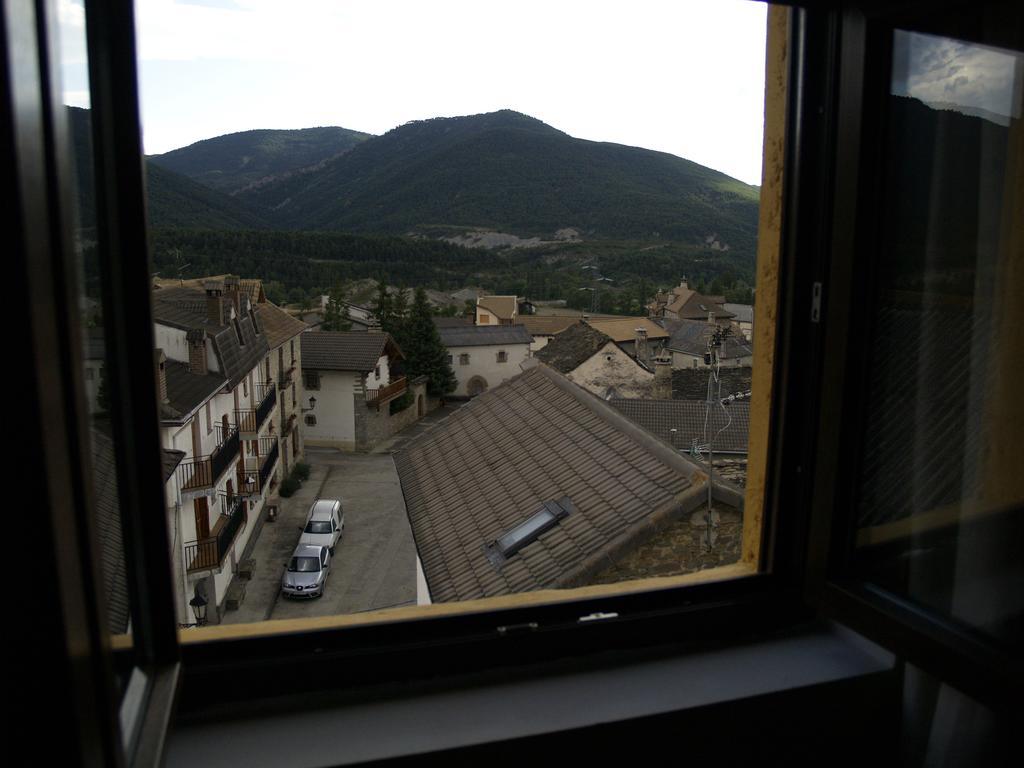 Albergue De Yebra Yebra de Basa Kamer foto