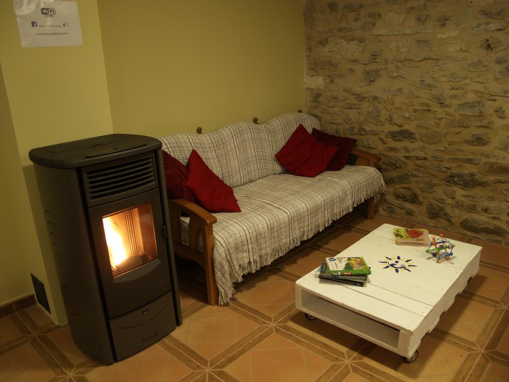 Albergue De Yebra Yebra de Basa Buitenkant foto