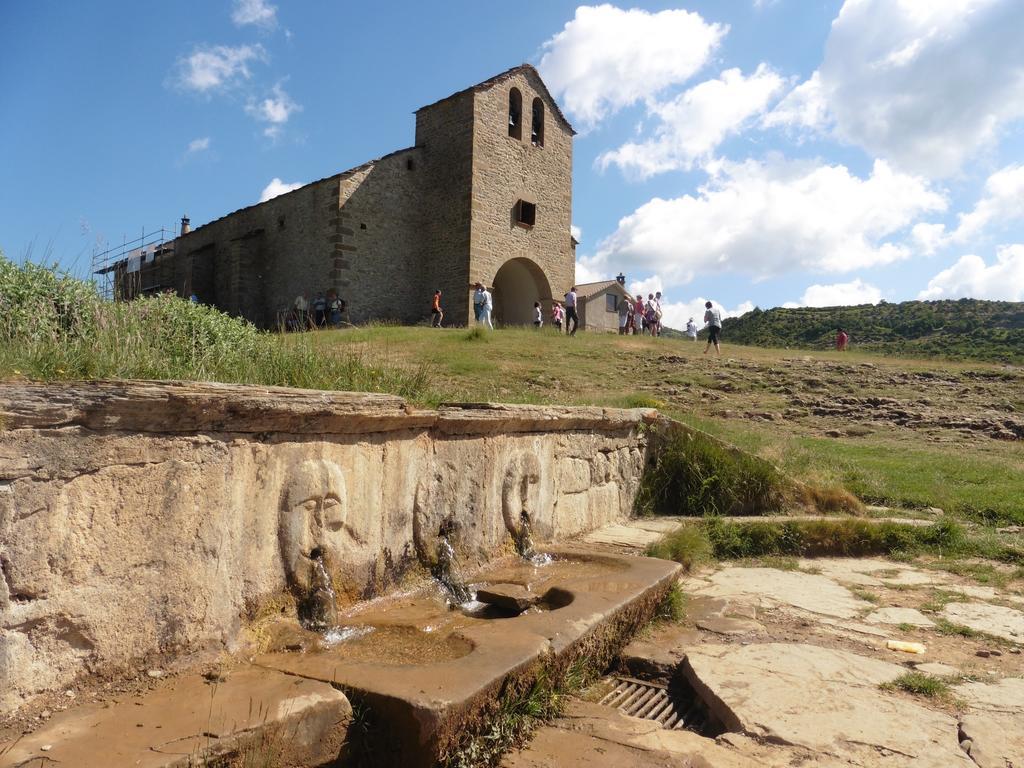 Albergue De Yebra Yebra de Basa Buitenkant foto